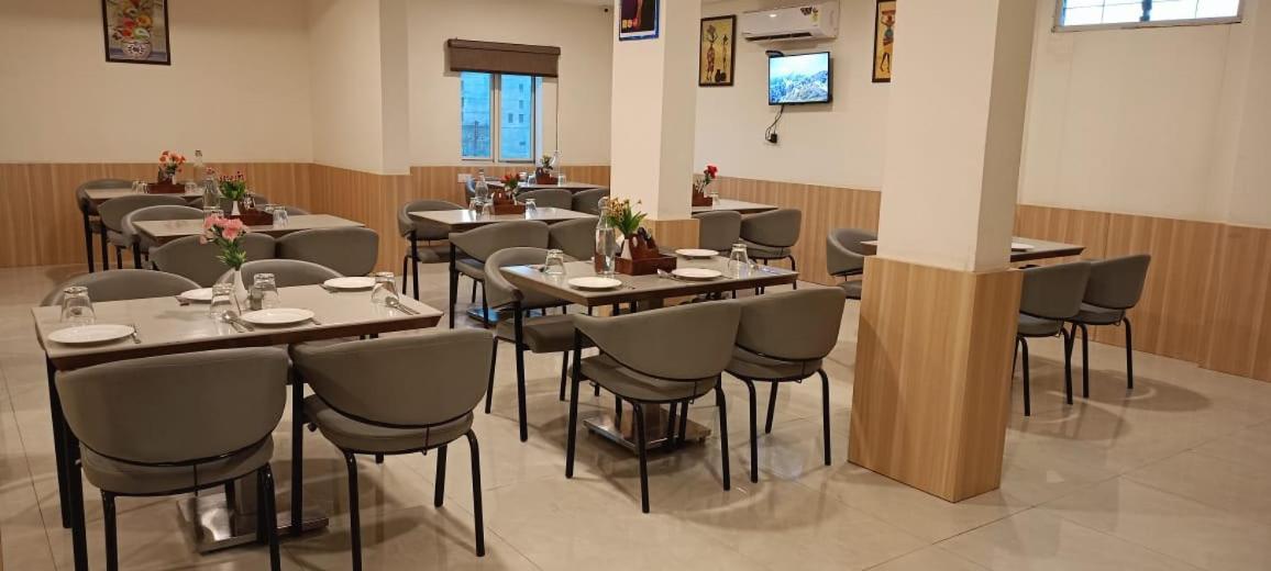 Zip By Spree Hotels Bhopal Exterior photo